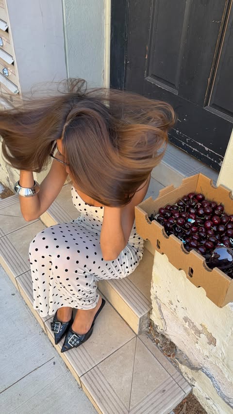 Instagram post by @dominiquelissa for QUAY. Caption reads: [...] are my favourite picks from the latest....