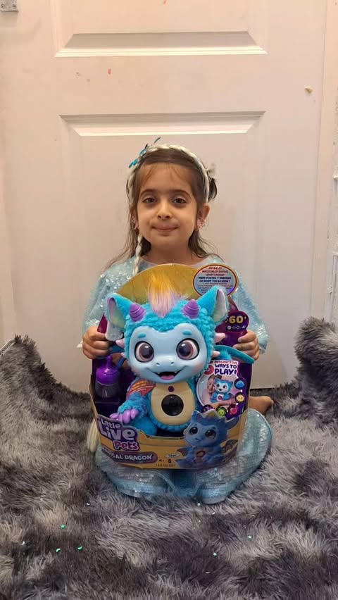 Instagram post by @amrah_haleema for Come Round. Caption reads: [...] #littlelivepets @moosetoys @comerounduk....