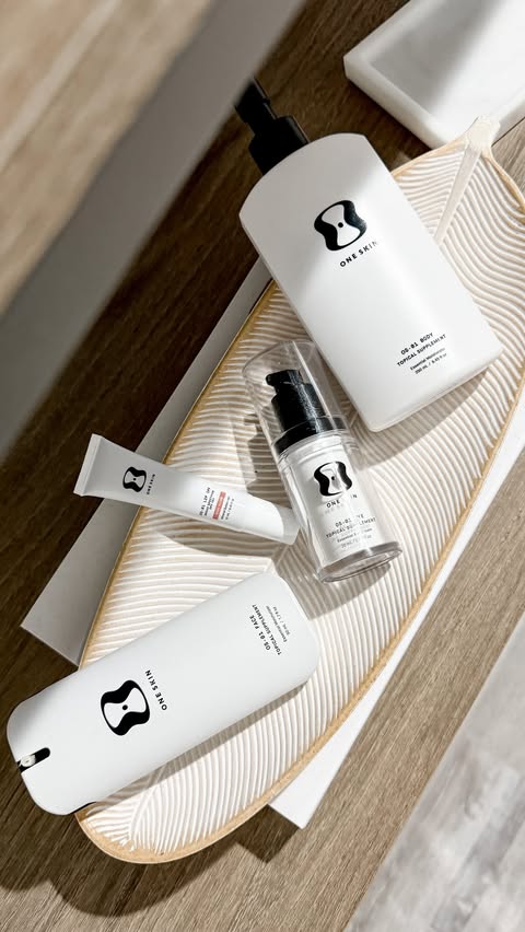 Instagram post by @jaimemichelle for OneSkin. Caption reads: [...] course I have to share these bundles.....