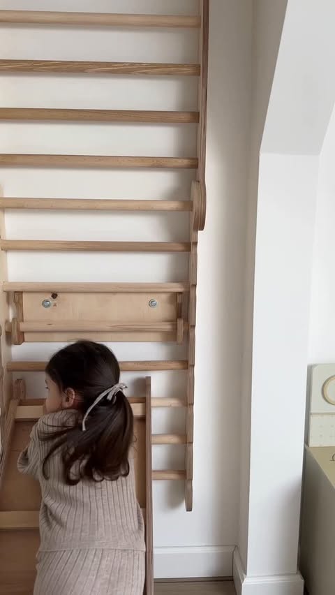 Instagram post by @andrejalepotic for Goodevas. Caption reads: [...] 69andreja10 you get a discount to all....