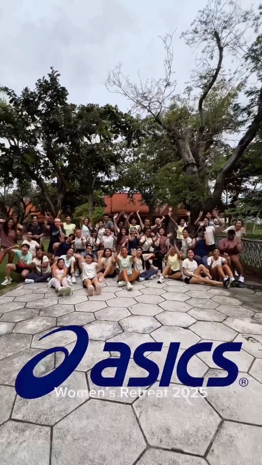 Instagram post by @fangrong for Asics. Caption reads: Ran all the way from Singapore to Thailand for the....