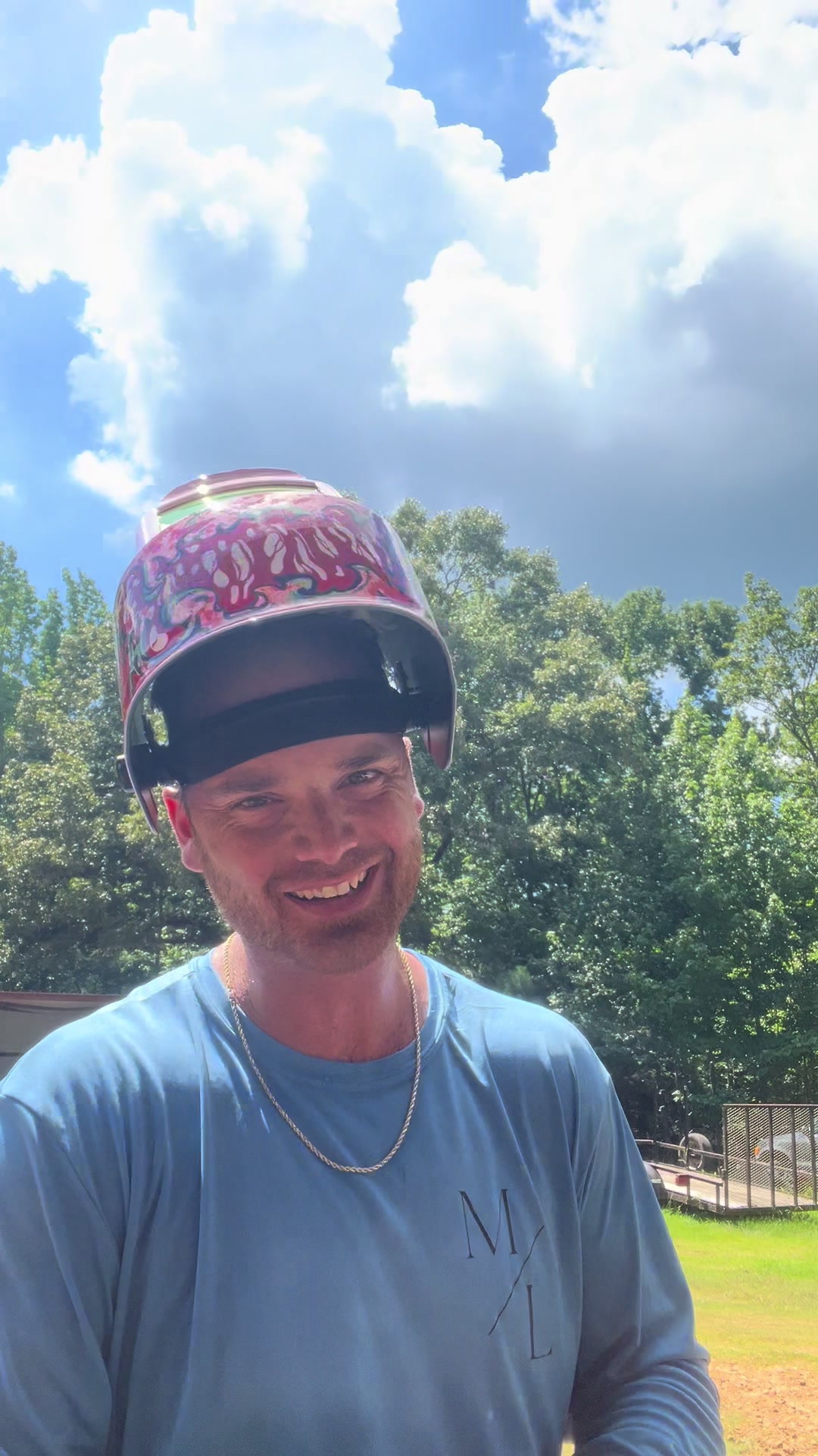 TikTok post by @oxfordmsupsguy for YesWelder® Official. Caption reads: This YesWelder LYG-600A helmet is actually insane.....