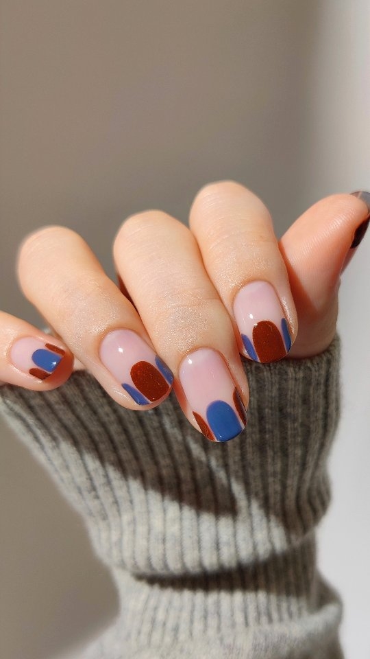 Instagram post by @maco_mani for butter LONDON. Caption reads: [...] these two autumn shades....