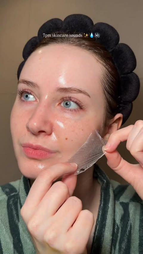 Instagram post by @youglowgrrl for BYOMA. Caption reads: [...] Seoul 1988 Cleansing Foam* @byoma....