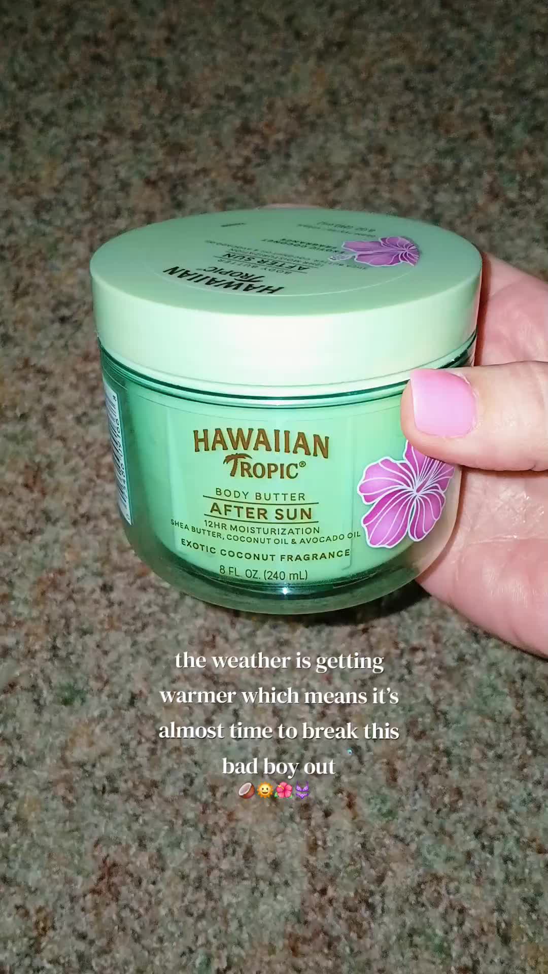 TikTok post by @mama16181 for Hawaiian Tropic. Caption reads: the best smell 🥥🌞🌺👙 #hawaiiantropic #aftersun....
