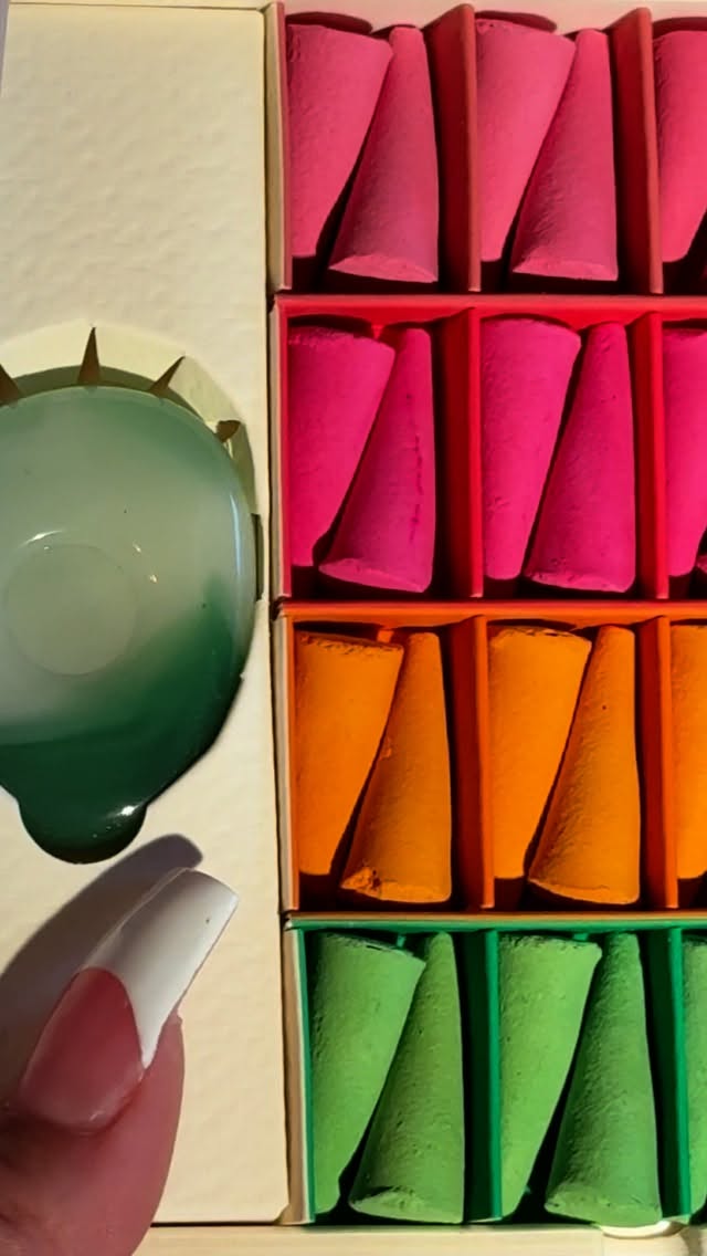 Instagram post by @covensteadnara for Ripple+. Caption reads: Obsessed with the new @theripplecohome &....