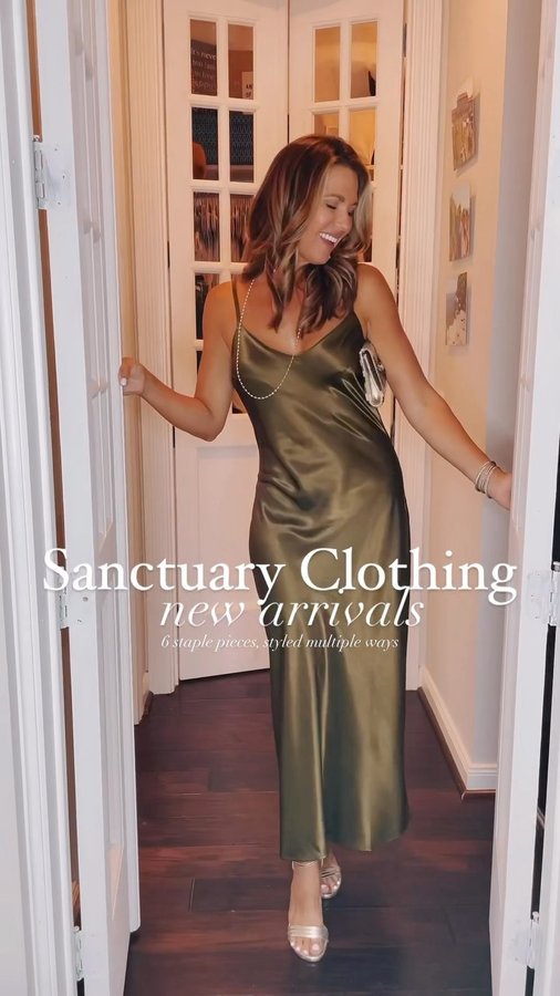 Instagram post by @random_housewife for Sanctuary Clothing. Caption reads: [...] pieces plus a $100 gift card from....