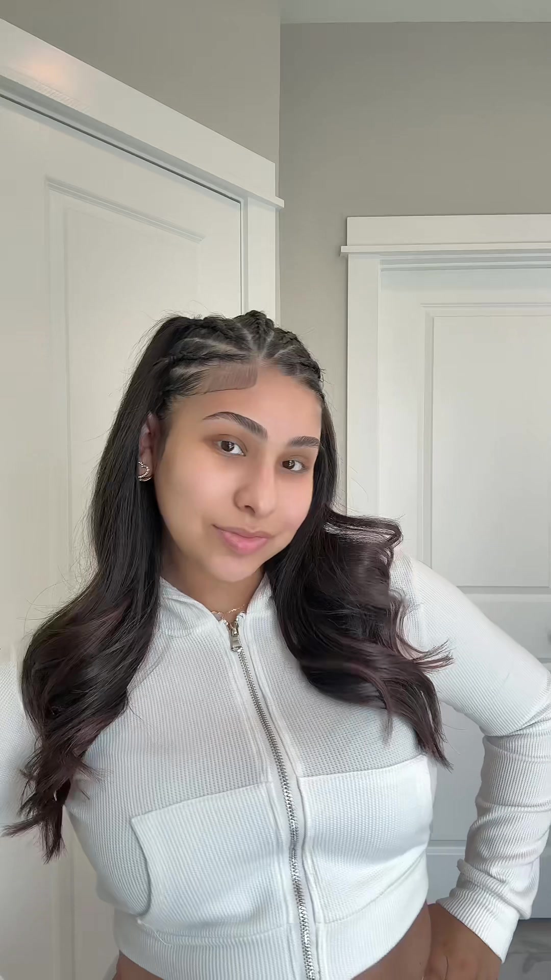 TikTok post by @cmpmelody for FoxyBae Hair. Caption reads: @FoxyBae Hair 💕.