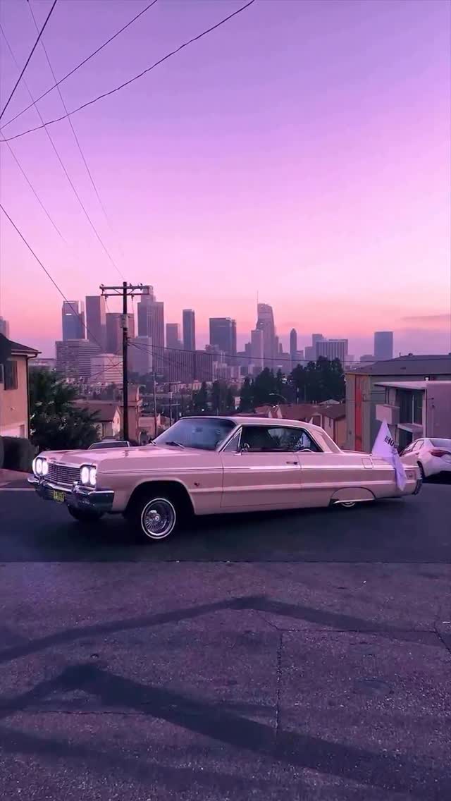 Instagram post by @zaidshaat for Discover Los Angeles. Caption reads: 🎥: @zaidshaat Have a great night LA 💕....