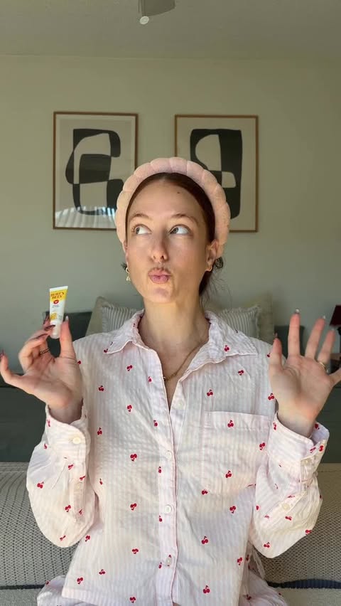 Instagram post by @jordyyhard for Burt's Bees. Caption reads: #BurtsBeesPartner the best addition to a self care....