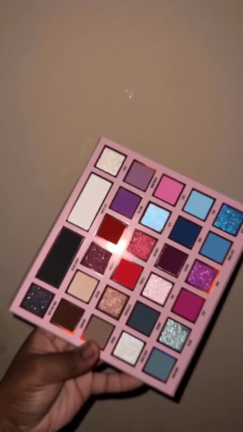 Instagram post by @deandranicoleee for Blend Bunny Cosmetics. Caption reads: (PR-gifted🩷) late post, why not? long time no....