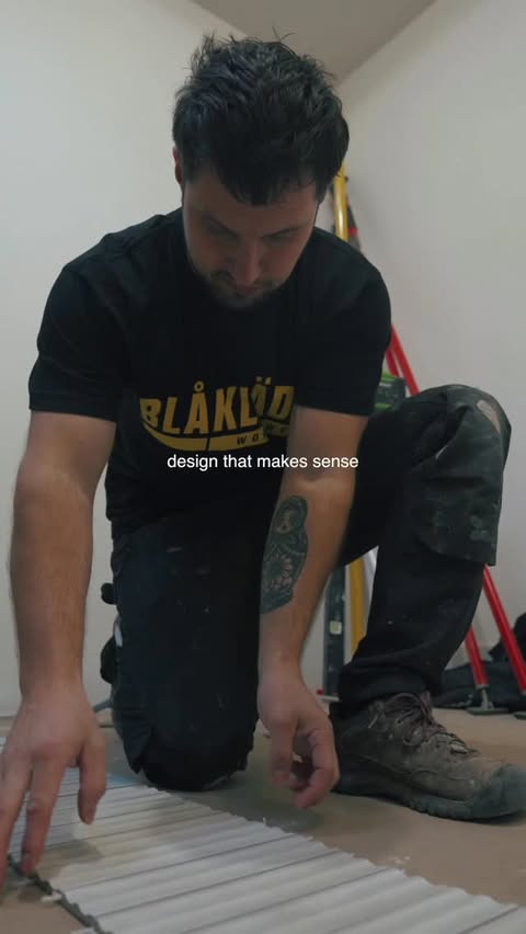 Instagram post by @parallelwesttile for Blåkläder. Caption reads: [...] the work is off. That’s why I wear Blåkläder....