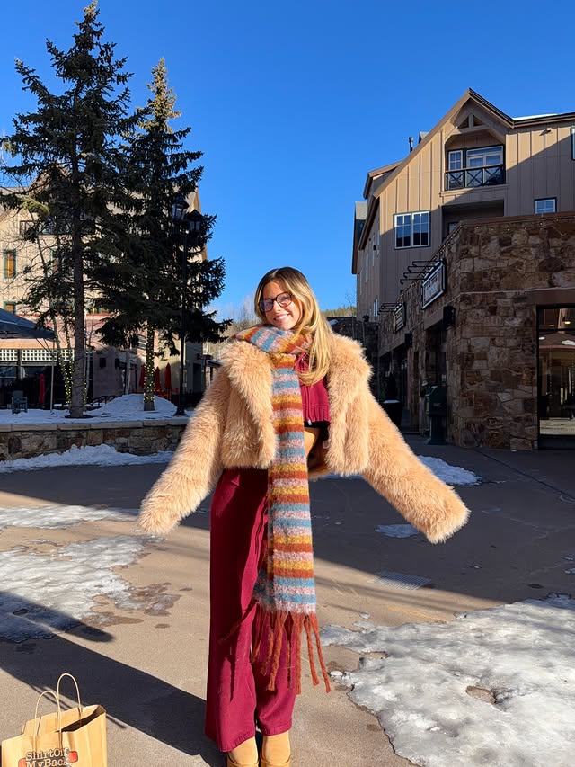 Instagram post by @ajjdavis for Edikted. Caption reads: cozy christmas 🧸❤️.