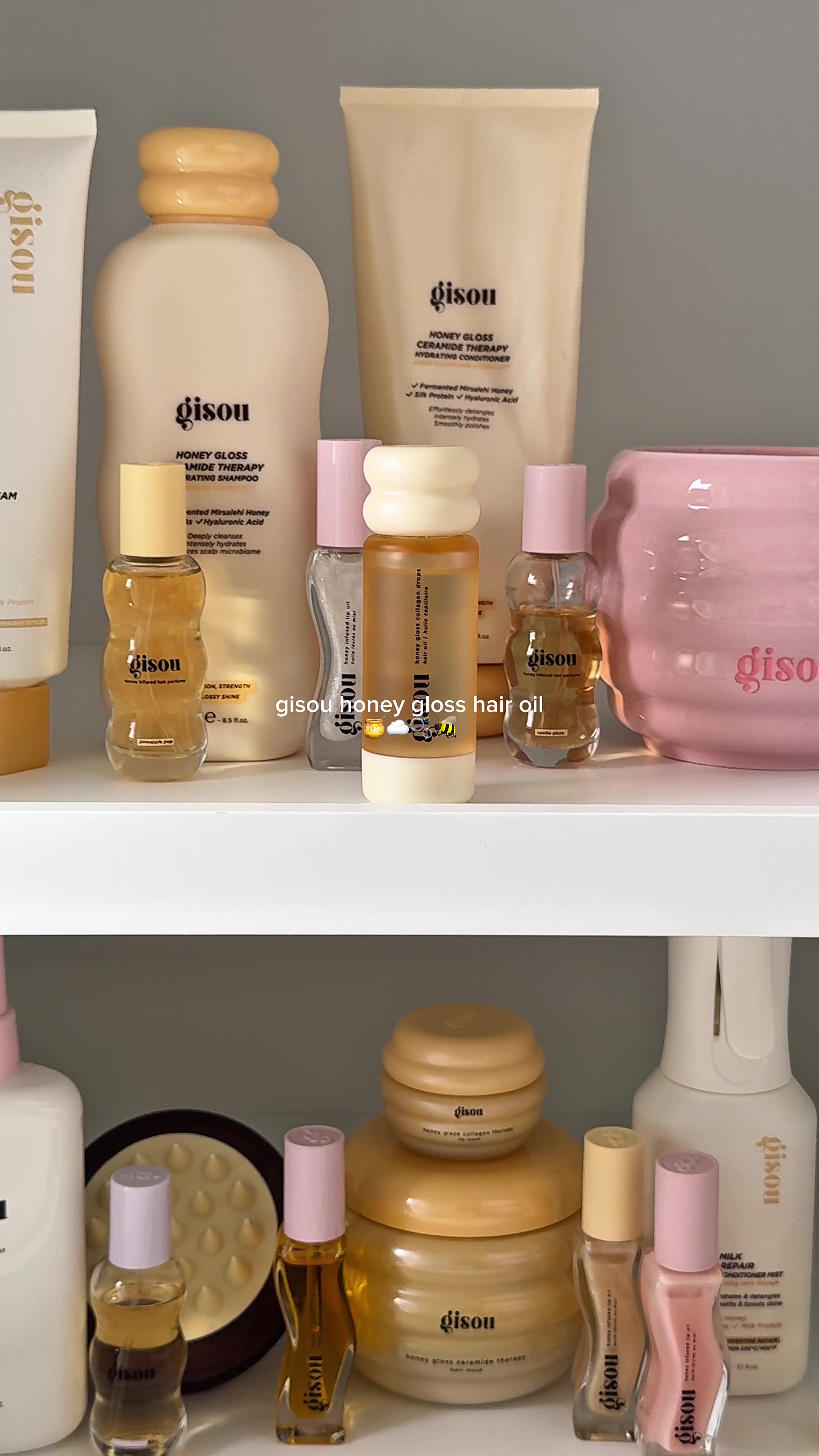 TikTok post by @seda.eks for Gisou. Caption reads: [...] collagen drops hair oil by @Gisou !! 🍯🐝🤍....