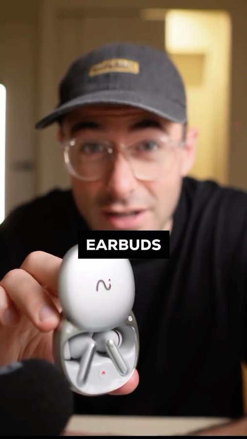 Instagram post by @adamstewartmarketing for VIAIM. Caption reads: [...] they’re secretly doing is mind-blowing.....