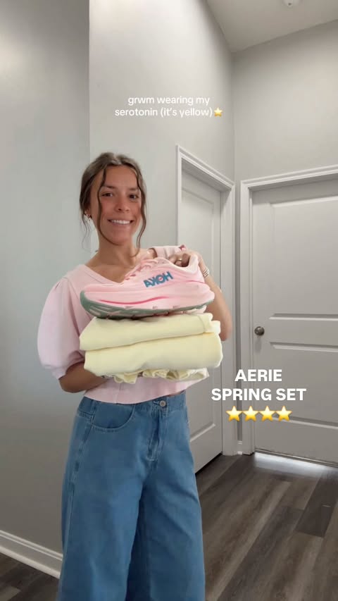 Instagram post by @loghanvoelker for American Eagle. Caption reads: grwm in the CUTEST yellow set for spring from....