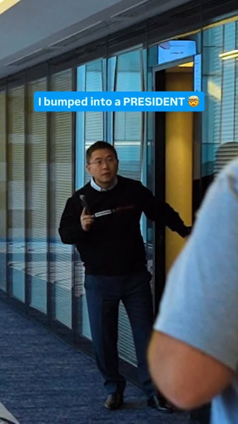 Instagram post by @simonsquibb for Alibaba.com. Caption reads: You couldn’t make this up… 😳....