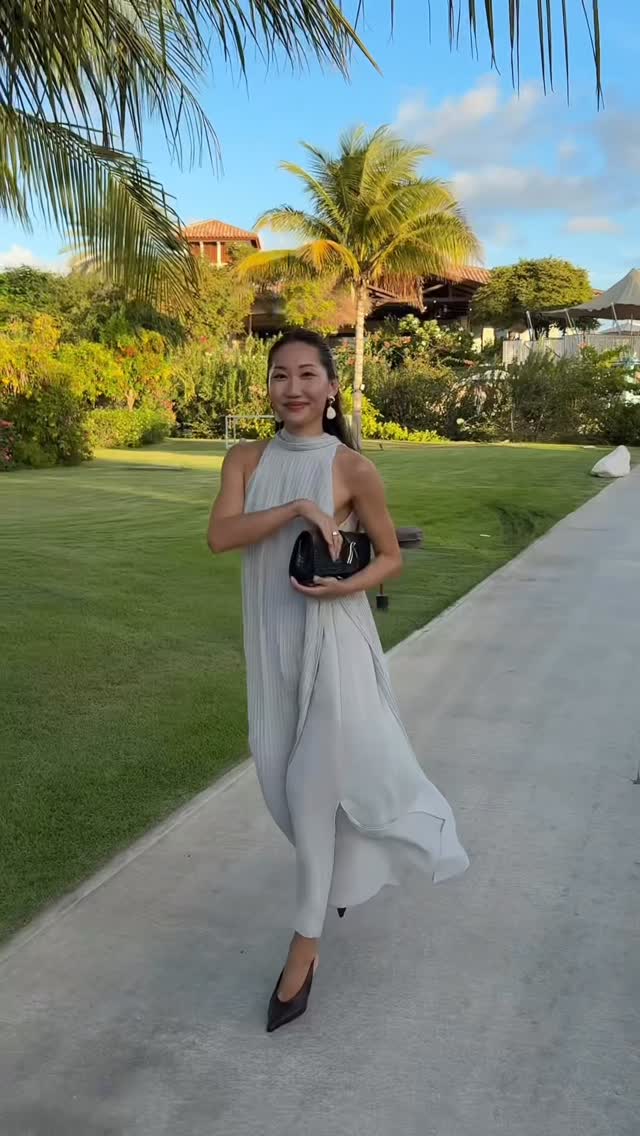 Instagram post by @itsyuyann for Sandals Resorts. Caption reads: Vacation outfit inspo 🌴🤍
@sandalsresorts....