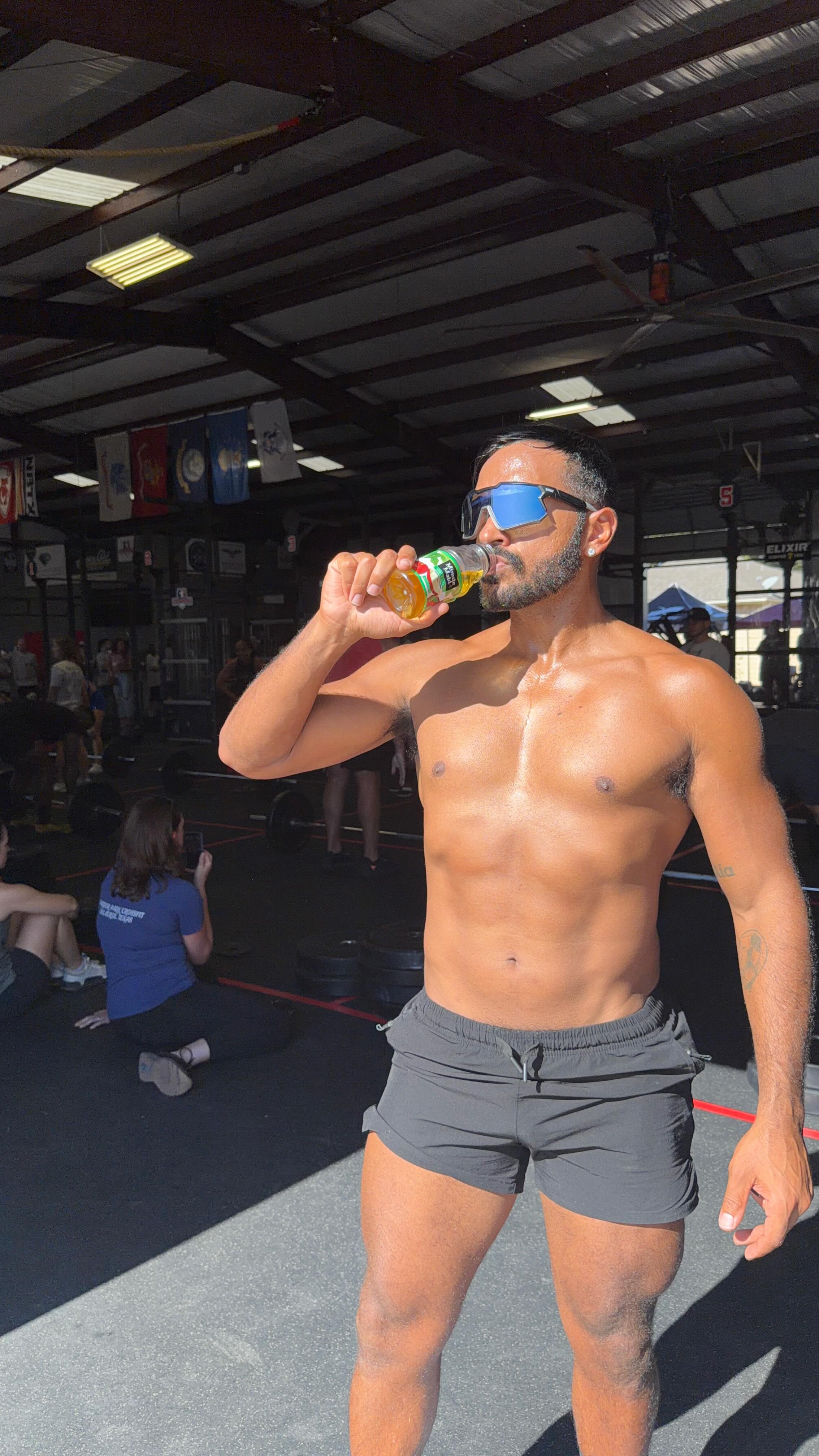 Instagram post by @ofevan for Minute Maid. Caption reads: Current mood: reps, rest, repeat, hydrate and try....