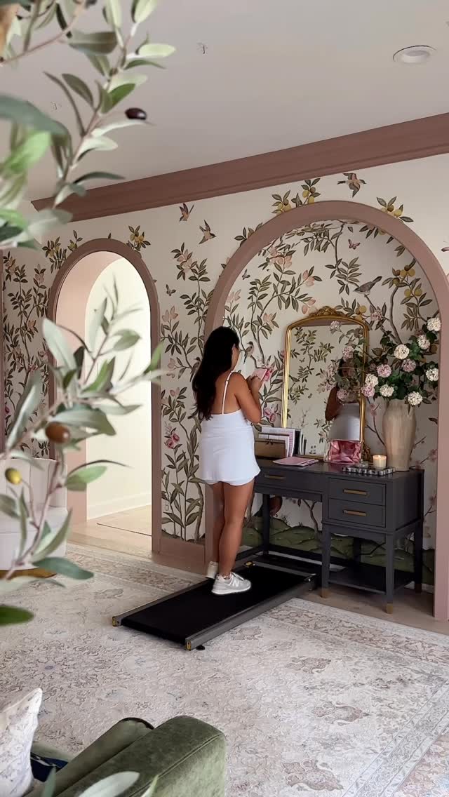 Instagram post by @joyfullygreenhome for Post-it. Caption reads: #ad ✍️ ORGANIZE to get the cutest Back to School....