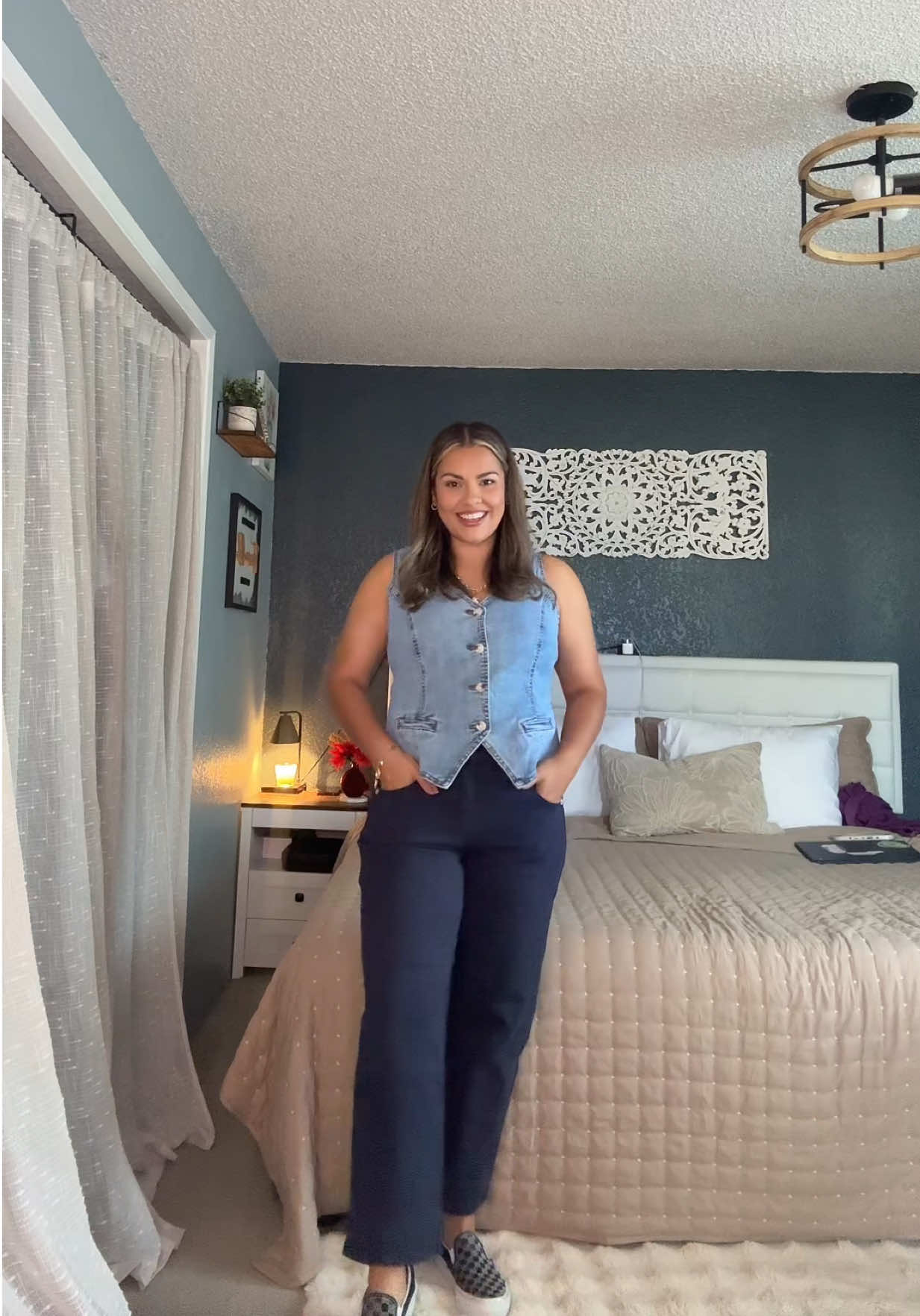 TikTok post by @mireyaa2005 for Flamingo Shop. Caption reads: [...] #croppedjeans #vest @Flamingals by Flamingo....