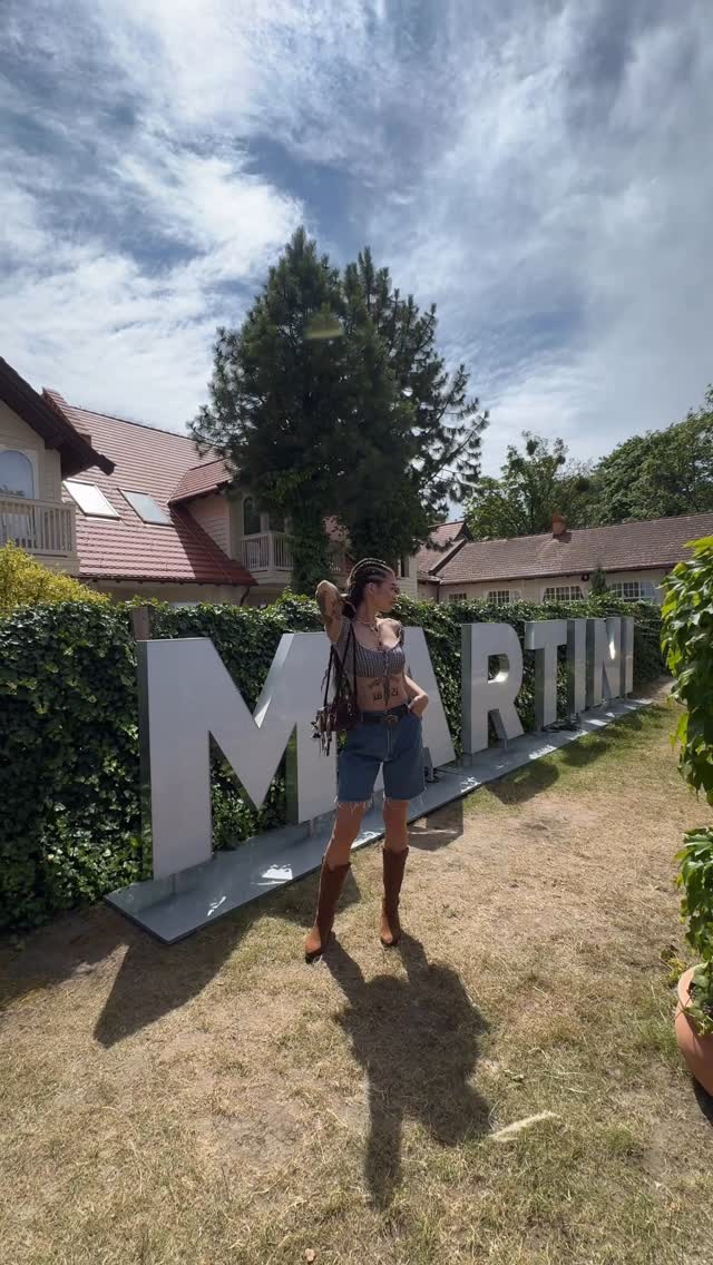 Instagram post by @weronikazon for MARTINI. Caption reads: Beautiful time. Beautiful people. 
Opener Festival....