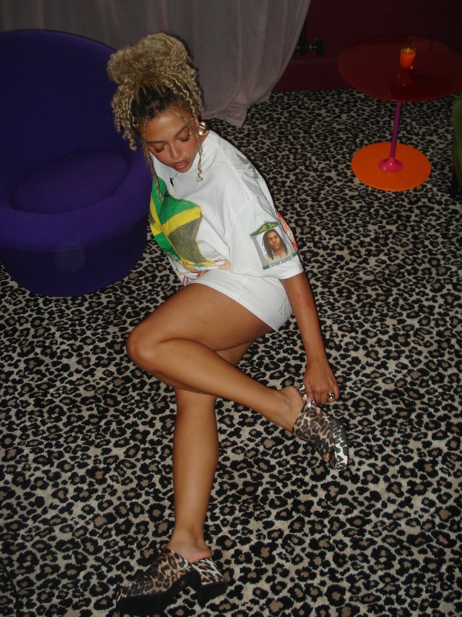 Instagram post by @mahalia for Belvedere Vodka. Caption reads: recent loves in london ☁️✨💐

1. I only ever went....