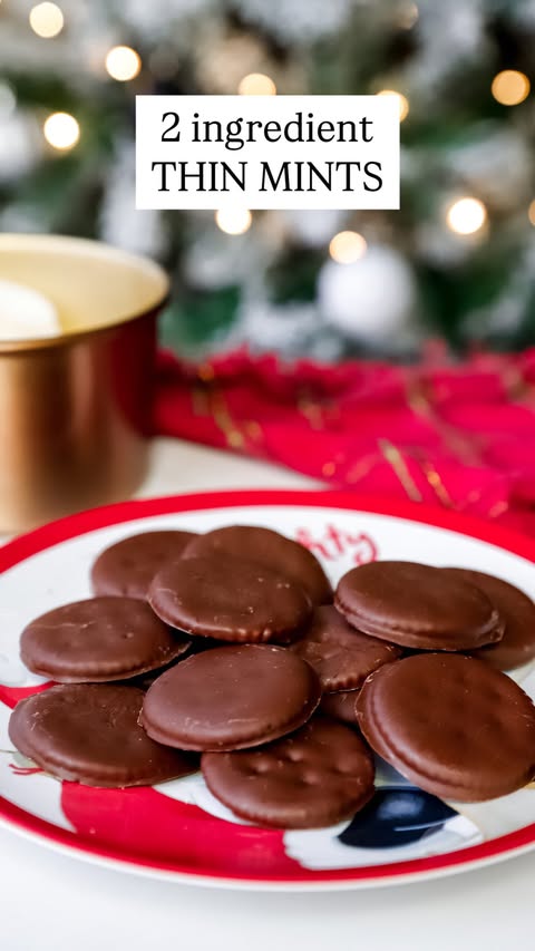 Instagram post by @megsescapades for RITZ Crackers. Caption reads: THIN MINT hack that tastes like the real deal,....