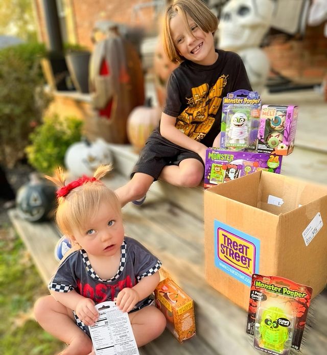 Instagram post by @dunnfamilyfun for FabKids. Caption reads: No tricks just treats with our package from....