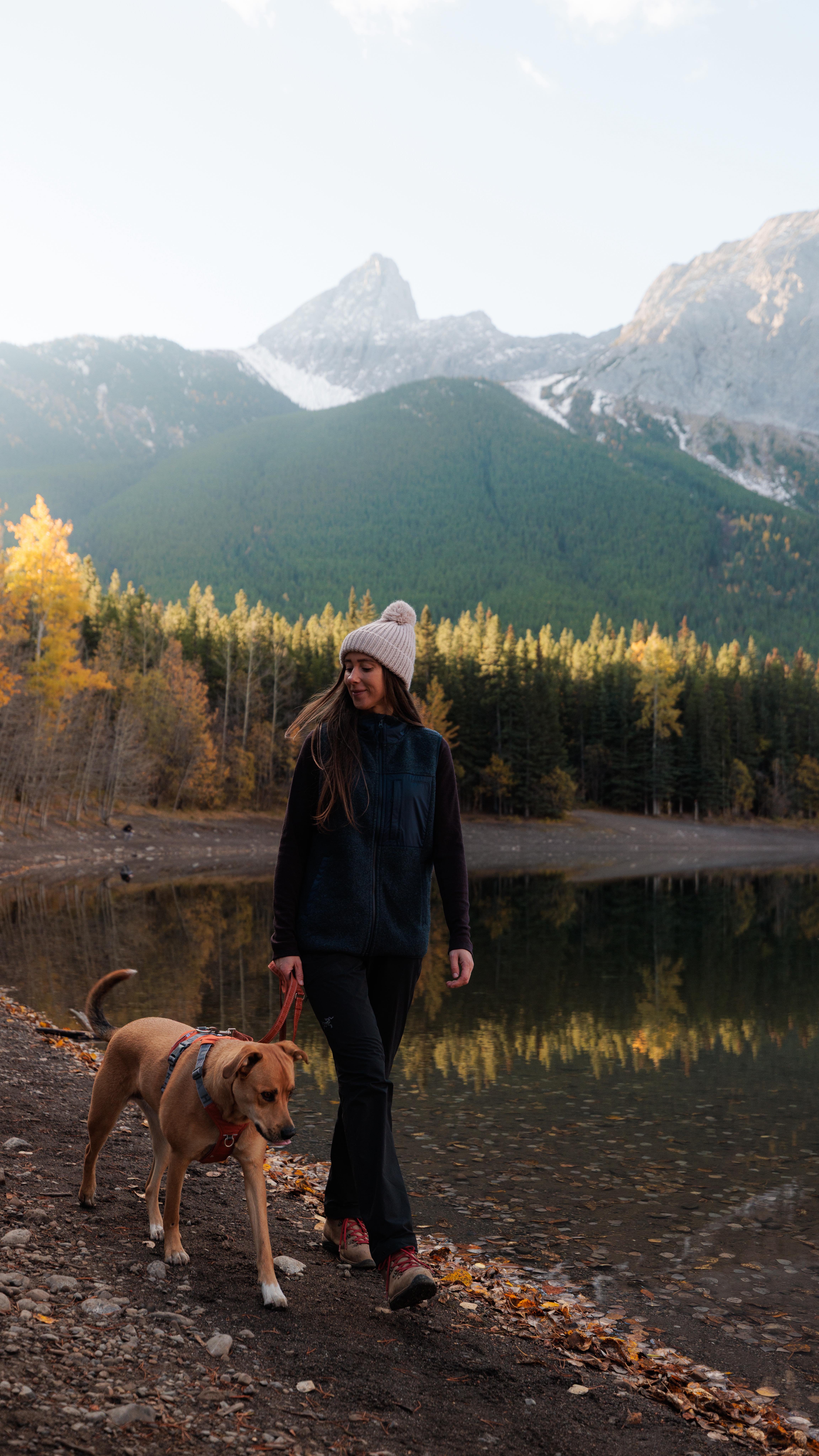 Instagram post by @joshmcca for Smartwool. Caption reads: Never be cold again with @Smartwool_Canada #AD
....