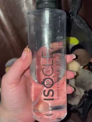 TikTok post by @laurenguiry10 for ISOCLEAN Ireland. Caption reads: My least favourite job but my favourite brush....