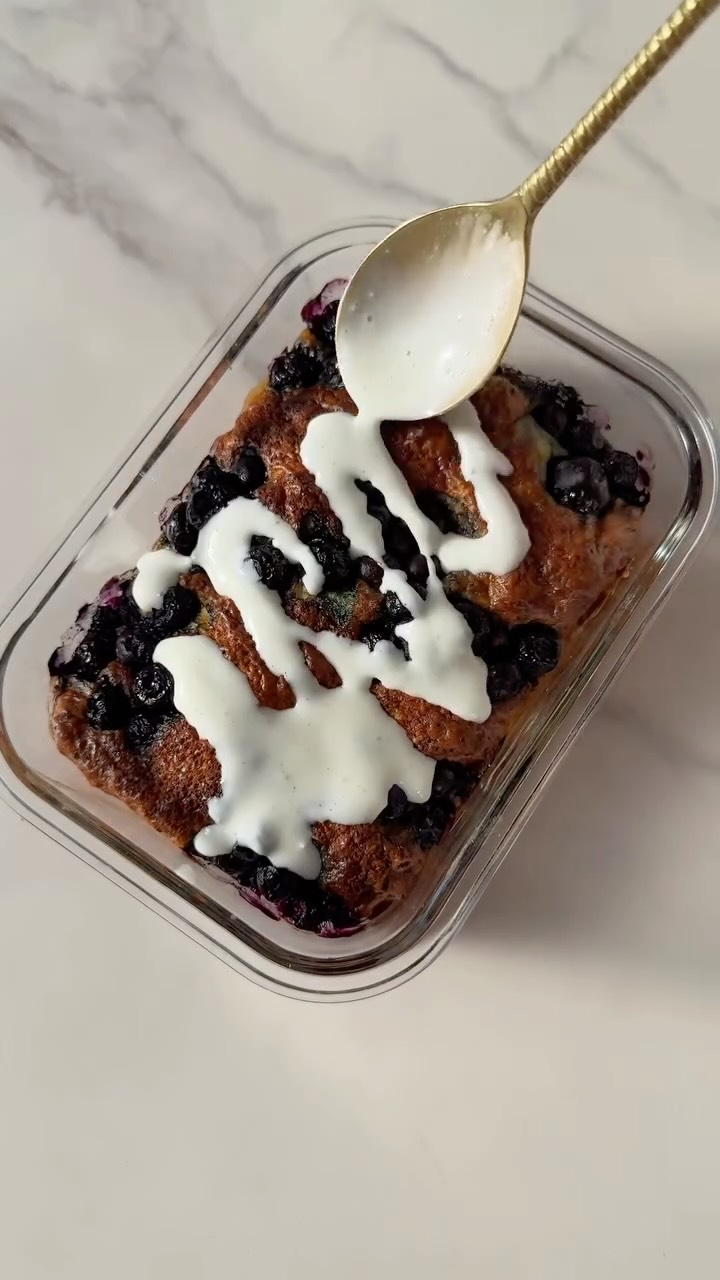 Instagram post by @chenoahill for YoPRO. Caption reads: blueberry muffin bowl 🫐

fun fact: blueberry....