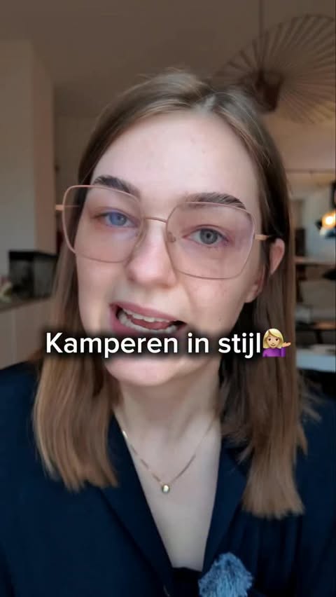 Instagram post by @beau_dumortier for Jackery. Caption reads: [...] go mee voor wanneer we gaan kamperen😍....