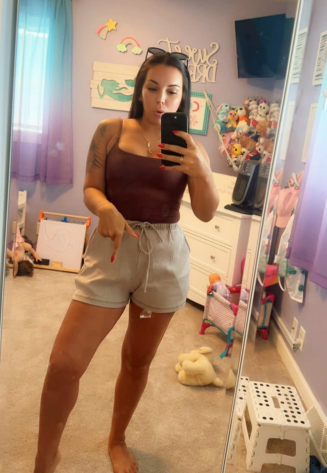 TikTok post by @_rianalee for Automet. Caption reads: [...] love an easy outfit that’s comfy & cute....