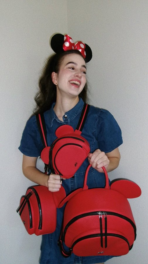 Instagram post by @marinagracee for Freshly Picked. Caption reads: New fav bag(s) alert ✨
Thanks for making my bag....