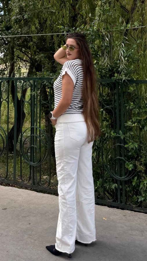 Instagram post by @tikuna_tikuna0321 for SOJOS VISION. Caption reads: Glasses from • @sojosvision 
•
•
•
#sojos.