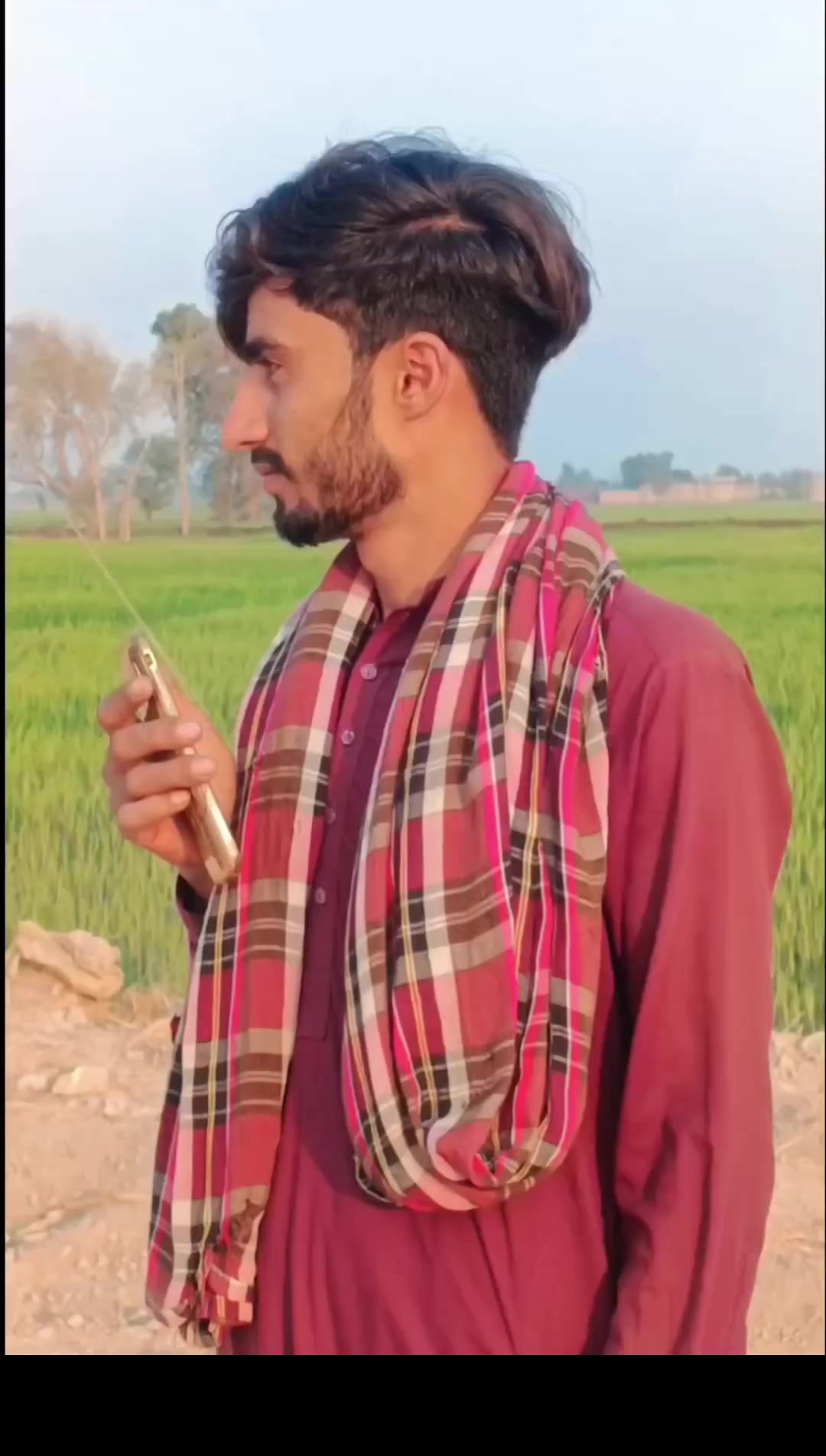 TikTok post by @irfanbalochgroup26 for TikTok Trends. Caption reads: my voice video vah baat nahin karti to Kya😂 hua....