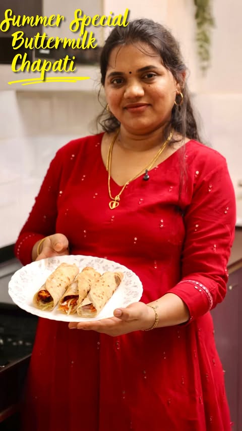 Instagram post by @spicysamayals for Aashirvaad. Caption reads: [...] Roll made with soft chapatis using....