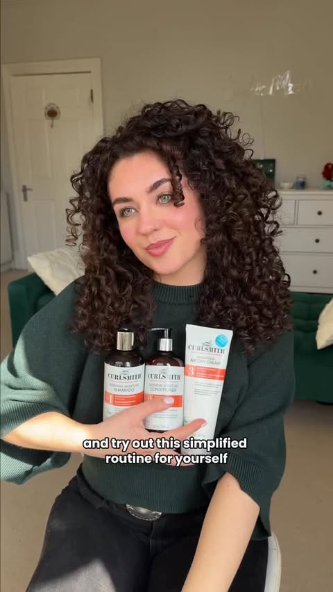 Instagram post by @sophiemariecurly for CURLSMITH. Caption reads: [...] things! ✅ Here I’m using just 3....