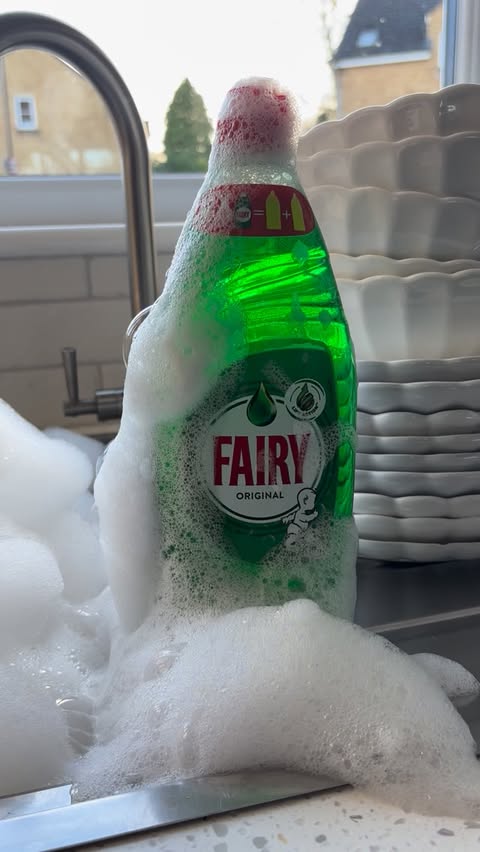 Instagram post by @hall_at_home for SuperSavvyMe. Caption reads: 💚 Not all bubbles are created equal…

#ad If you....