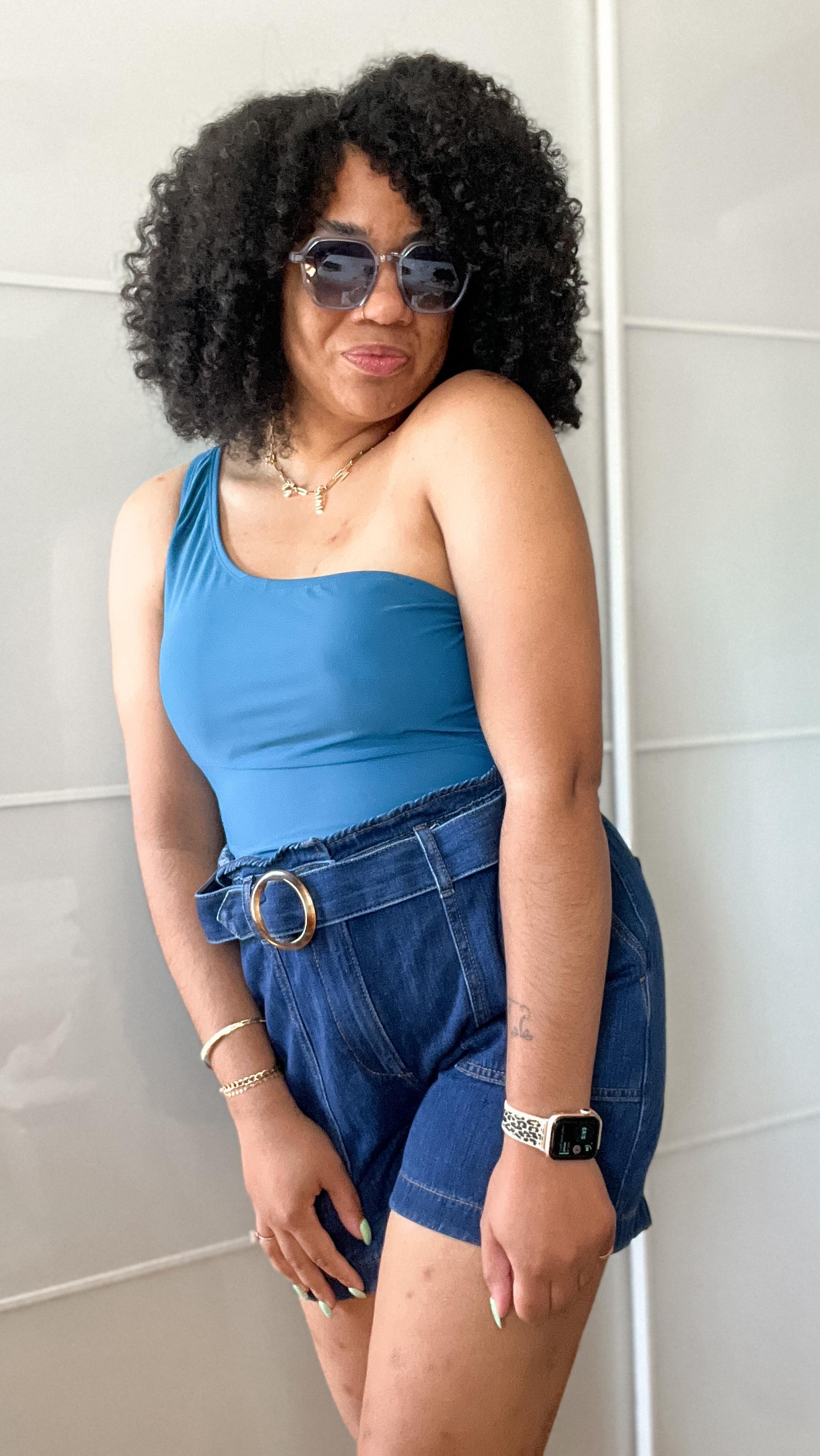 Instagram post by @thatcurlyhairmom for Shapermint. Caption reads: [...] has *almost* arrived with @shapermint swim....