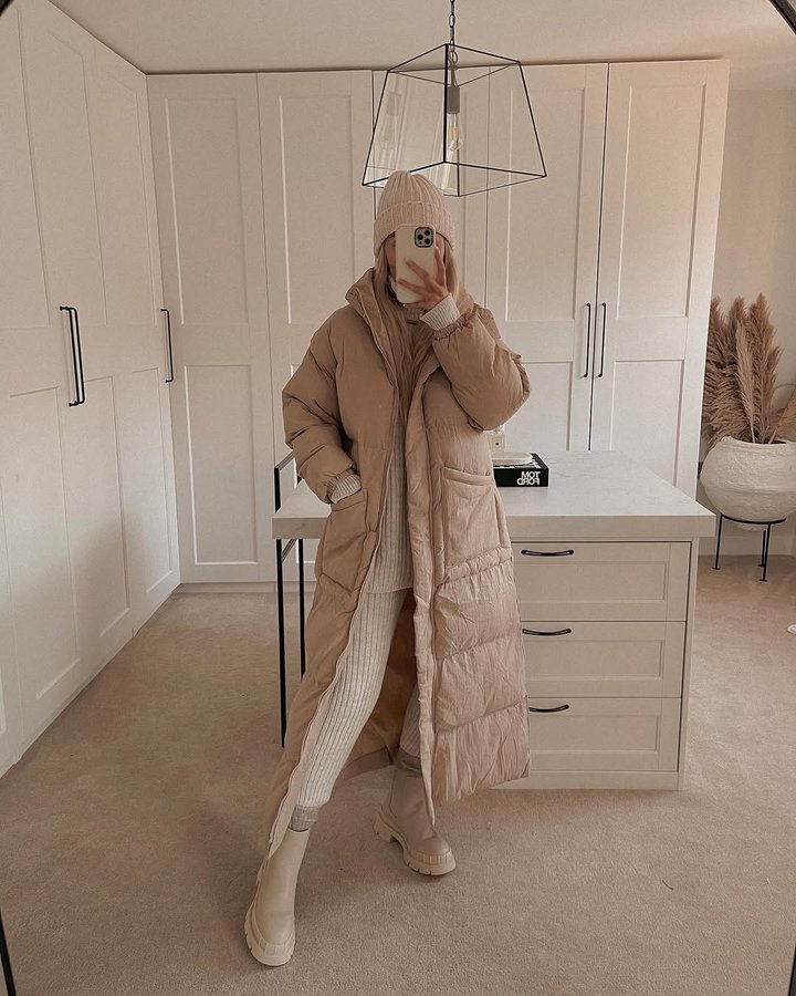 Instagram post by @_gemmalouisemiles for ISAWITFIRST. Caption reads: bonfire night 🎇

ad | full outfit @isawitfirst....