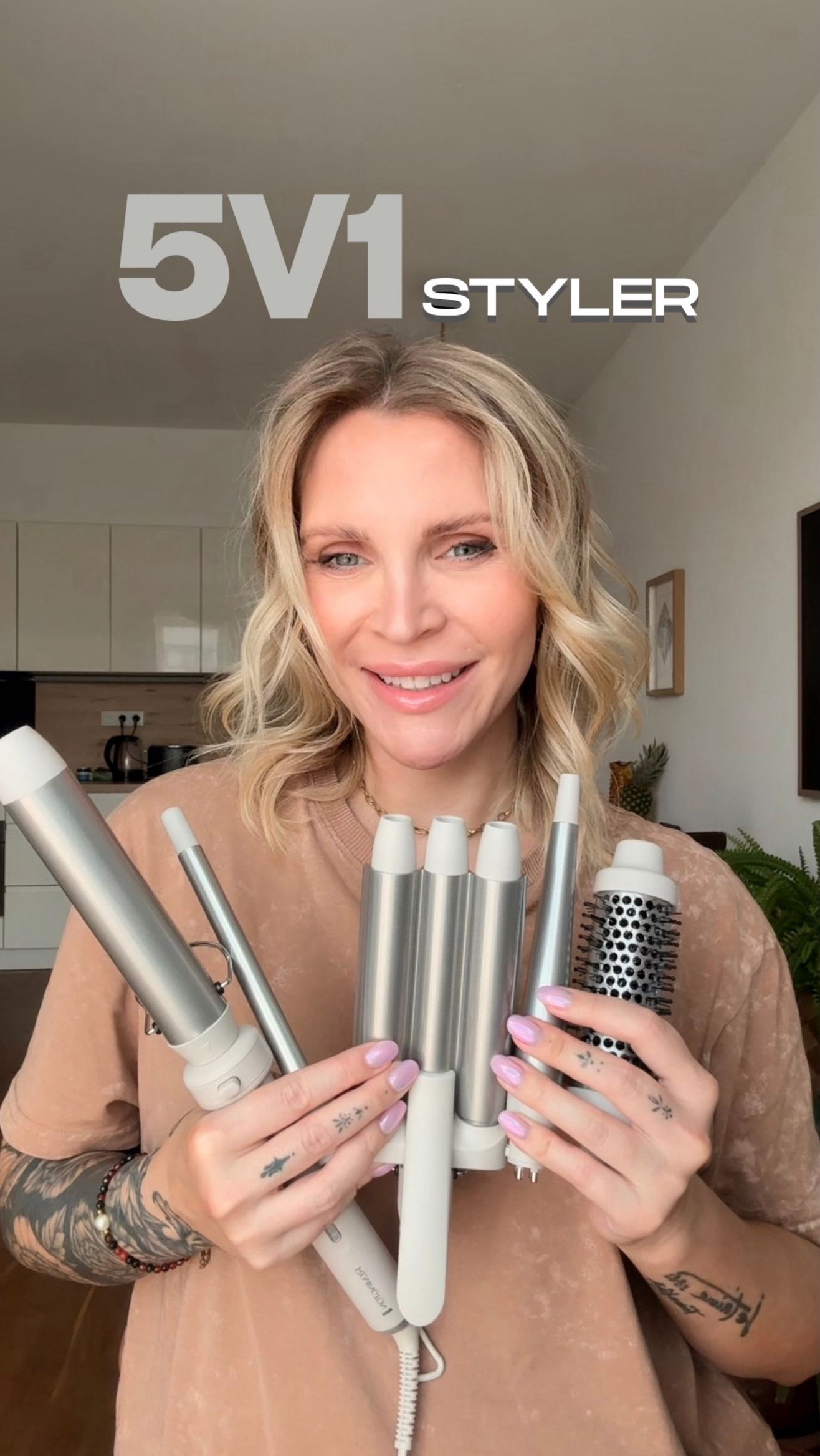 Instagram post by @mirkaceslova for Remington. Caption reads: Tahle kulma mi už nějakou dobu šetří místo i nervy....