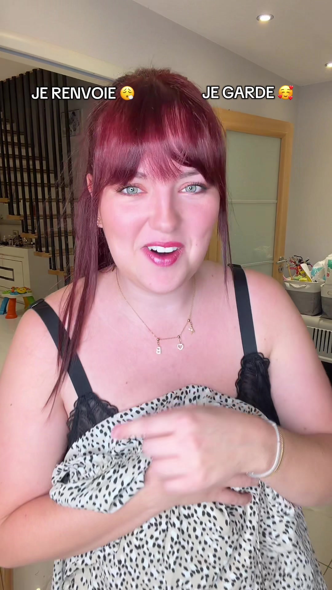 TikTok post by @vastyle_off for Spartoo. Caption reads: Je garde ou je renvoie ?😭 merci @Spartootok....