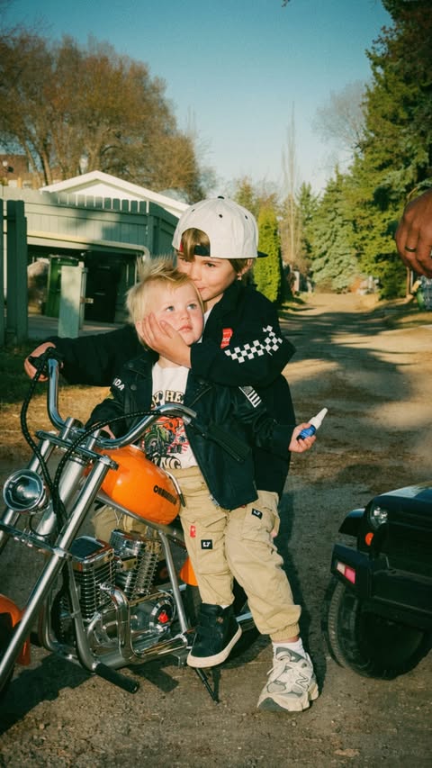 Instagram post by @karinkopersen for Mommy's Bliss. Caption reads: [...] are cool. So is gut health 😎🏍️....