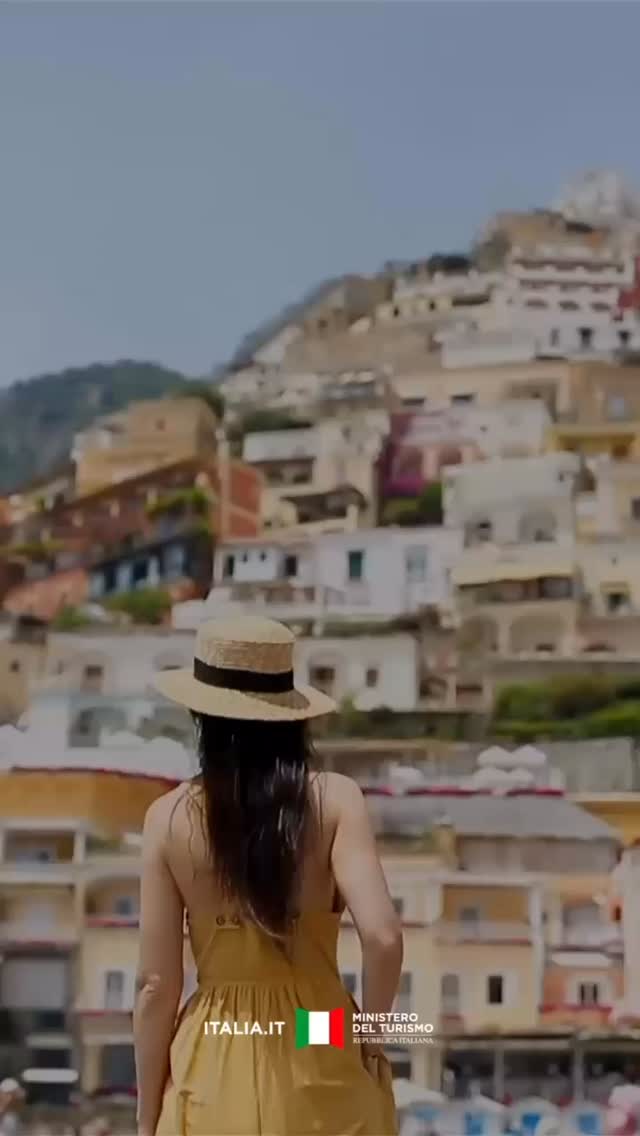 Instagram post by @venereitalia23 for italia.it. Caption reads: 🇮🇹 August 15th is a day when Italy comes....