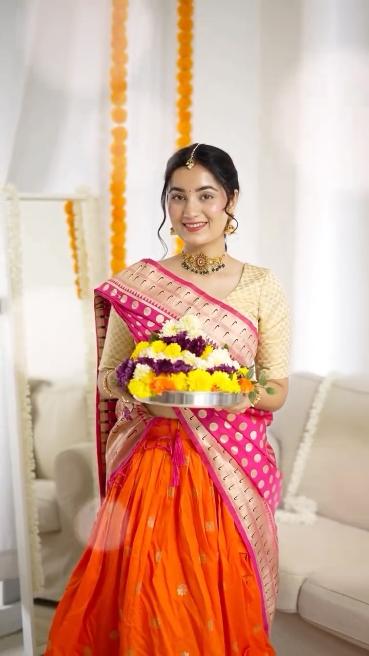 Instagram post by @vogueandvanities_pari for Parachute Advansed. Caption reads: #Ad

Bathukamma = colours, traditions, gentle care....