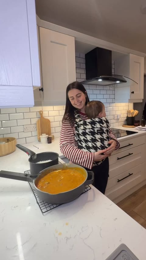 Instagram post by @jessicaannireland for Momcozy. Caption reads: [...] know who’s more excited about the new....