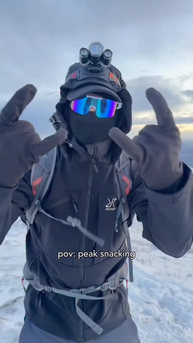 Instagram post by @louis.getbetter for Healf. Caption reads: AD | Simple Snacking with @healf #ad #gifted.