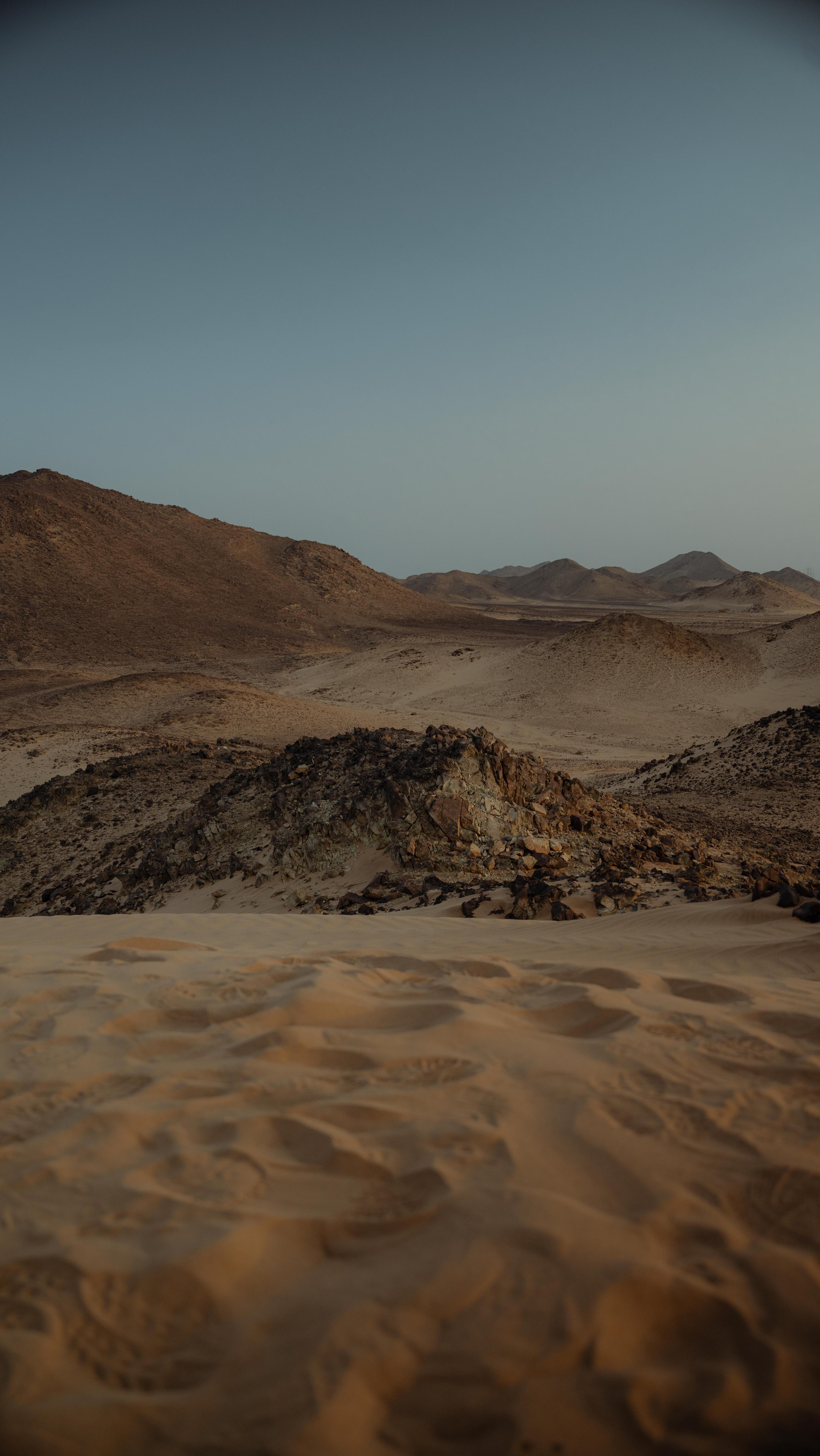 Instagram post by @arsalbahtiar for Visit Saudi. Caption reads: Dari kota tua Jeddah yang penuh sejarah,....